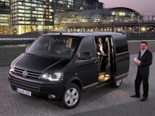 Фото Volkswagen Multivan 2.0 TDI MT №20